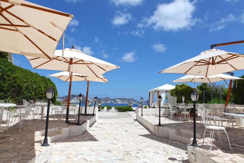 Hotel Torre Dei Borboni Ponza Exterior photo
